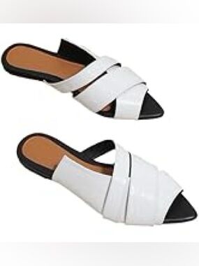 White flat Mule/ Sandal, Pointed Toe, 9.5